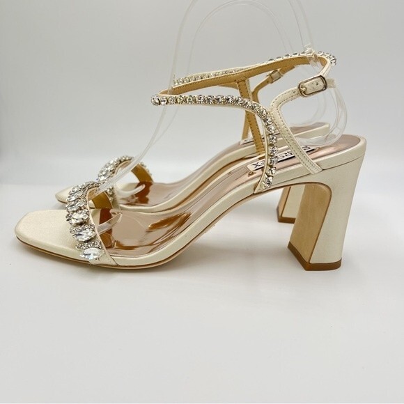 Badgley Mischka Size 8.5 Ivory Satin Jeweled‎ Open Toe Dress Sandals Heels Shoes - Picture 6 of 15